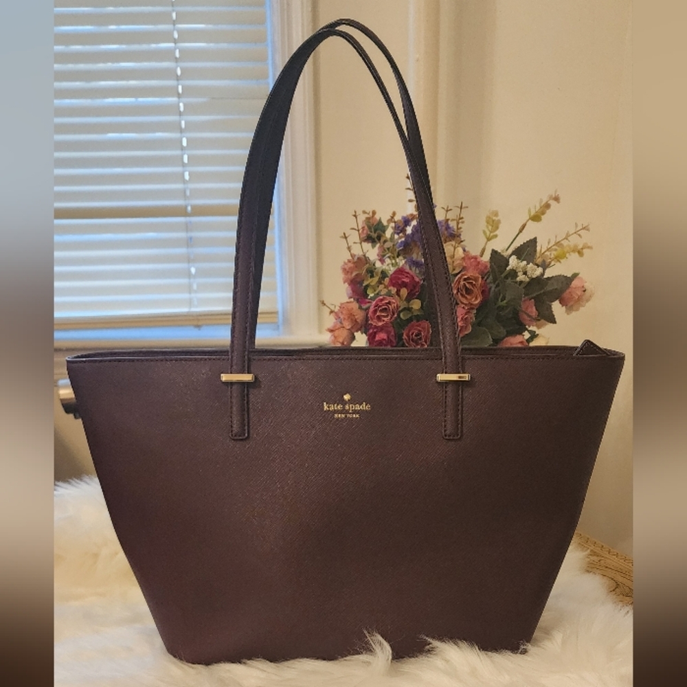 kate spade new york Cedar Street Small Harmony, Mahogany